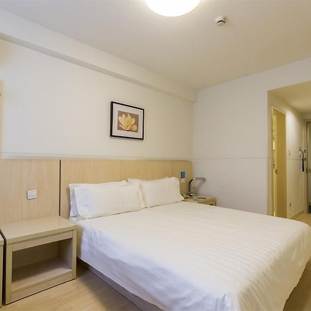 Hanting Express Qingdao South Chongqing Road Extérieur photo