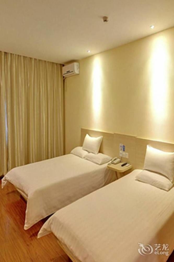 Hanting Express Qingdao South Chongqing Road Extérieur photo